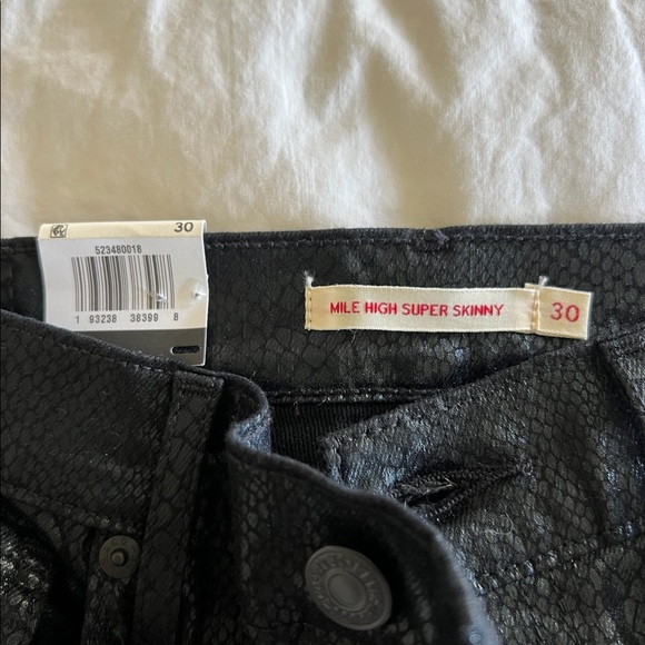 Levi's Mile High Ankle Black Super Skinny Jeans - Picture 2 of 3
